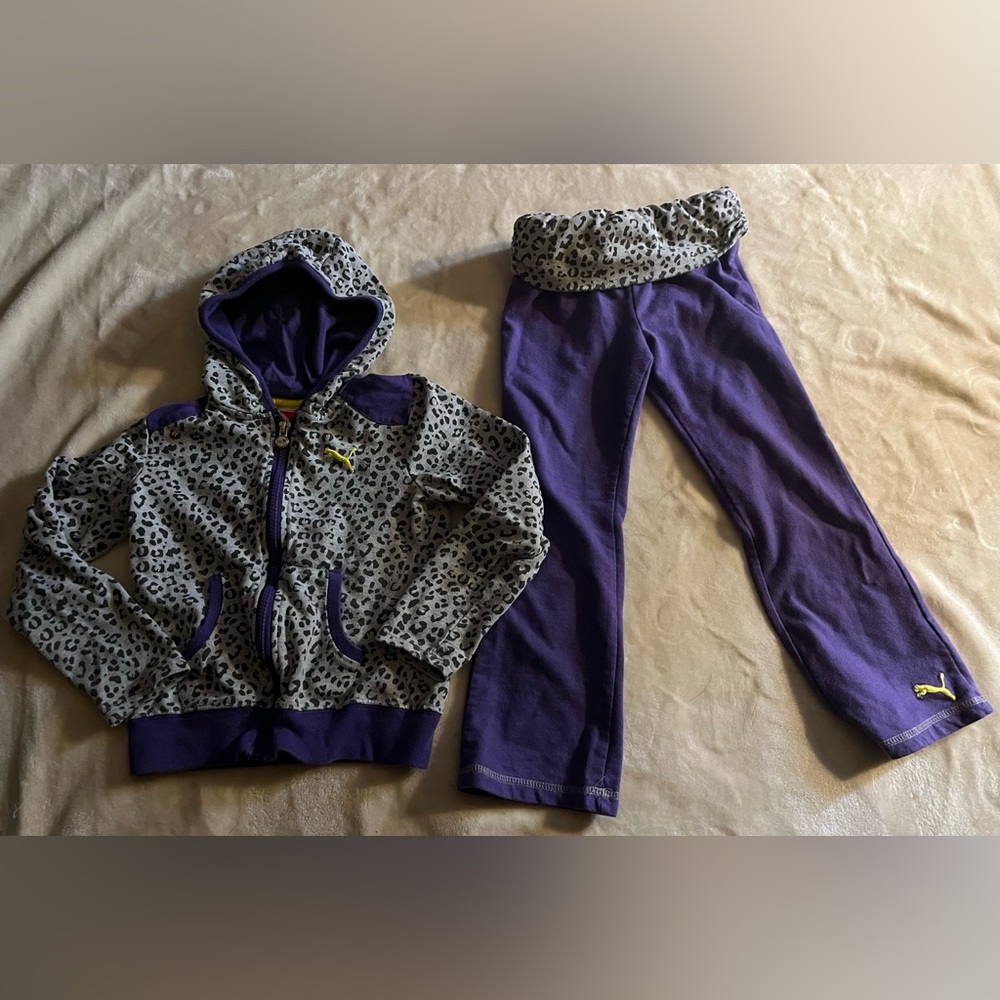 Girls Puma Purple and Gray Cheetah Print Size 5